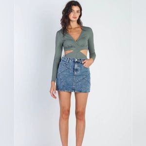 NWT Olive Cross-Cross Long Sleeve Cutout Bodysuit